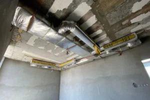 هل تبحث عن أفضل قيمة لخدمة تركيب تكييف مركزي في الرياض؟ اكتشف الحل مع نسمات