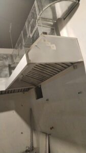 شركة تركيب مداخن وهود بالرياض – حل مثالي للمطاعم والمنازل