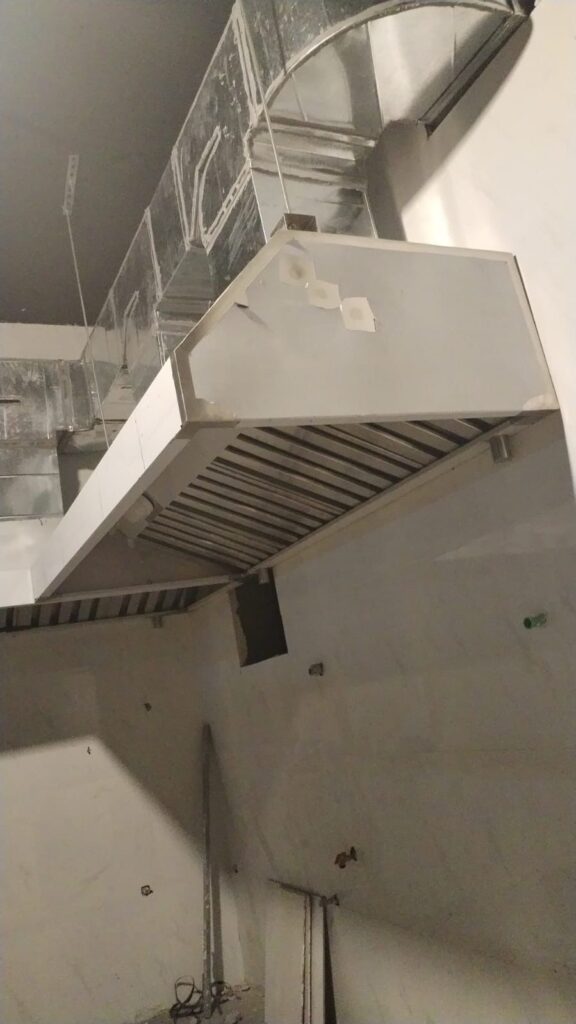 صيانة أنظمة التكييف المركزي والسبليت والمخفي والصحراوي