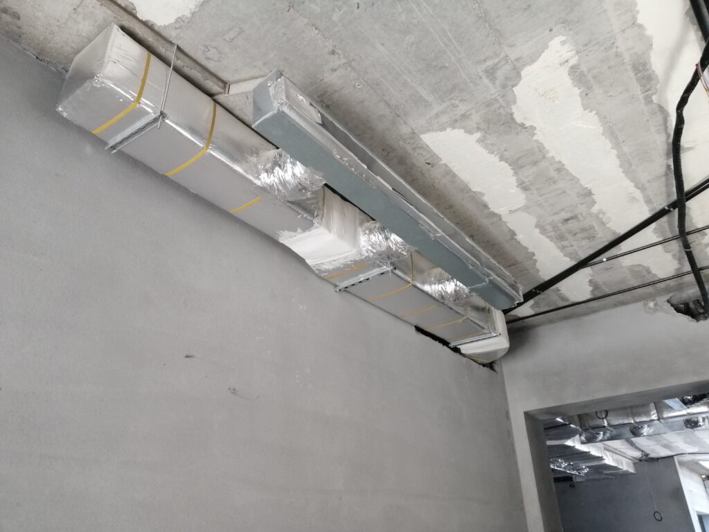 لماذا يعتبر تركيب دكت مكيف صحراوي مهم ويحتاج إلى متخصص؟