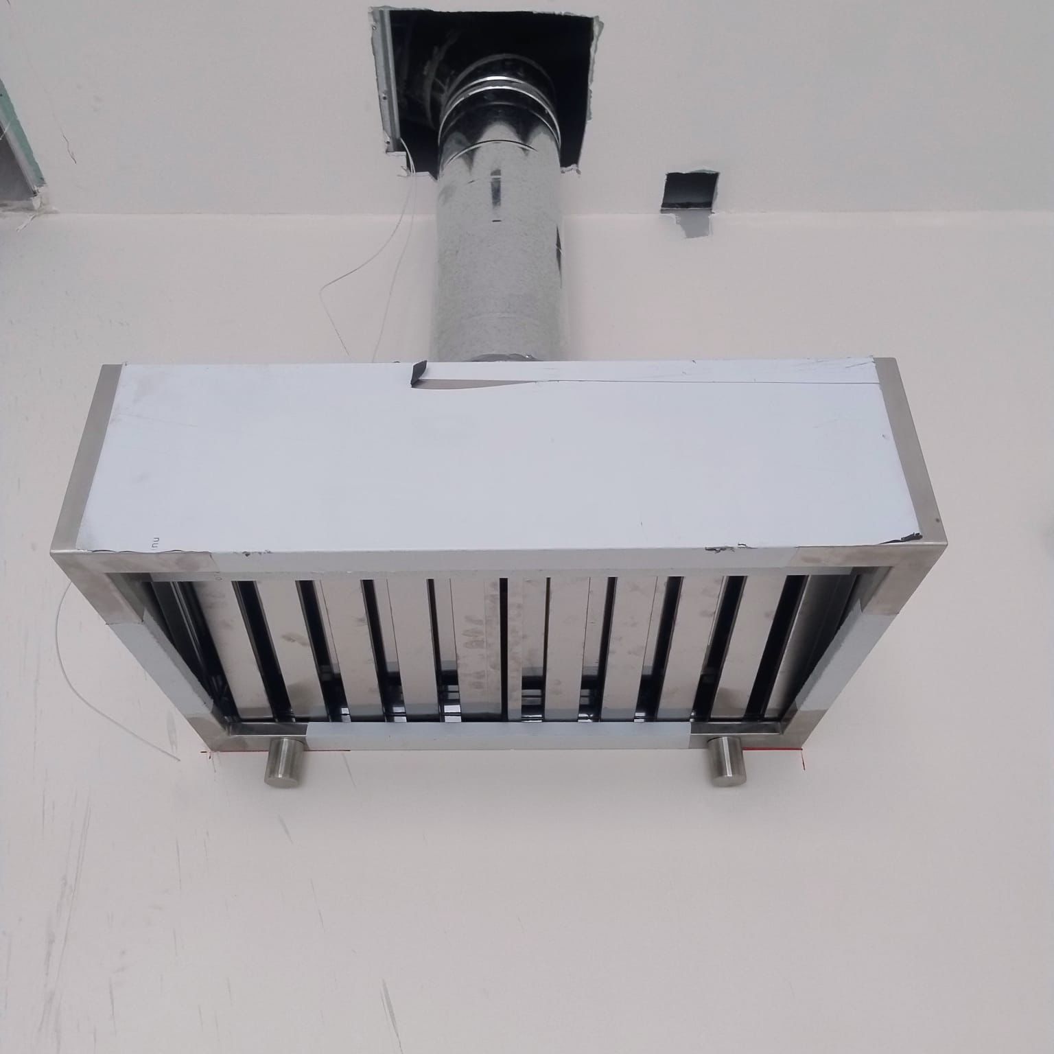 ما المهارات والخبرات التي يجب أن يمتلكها فني تركيب شفاط المطبخ بالرياض؟