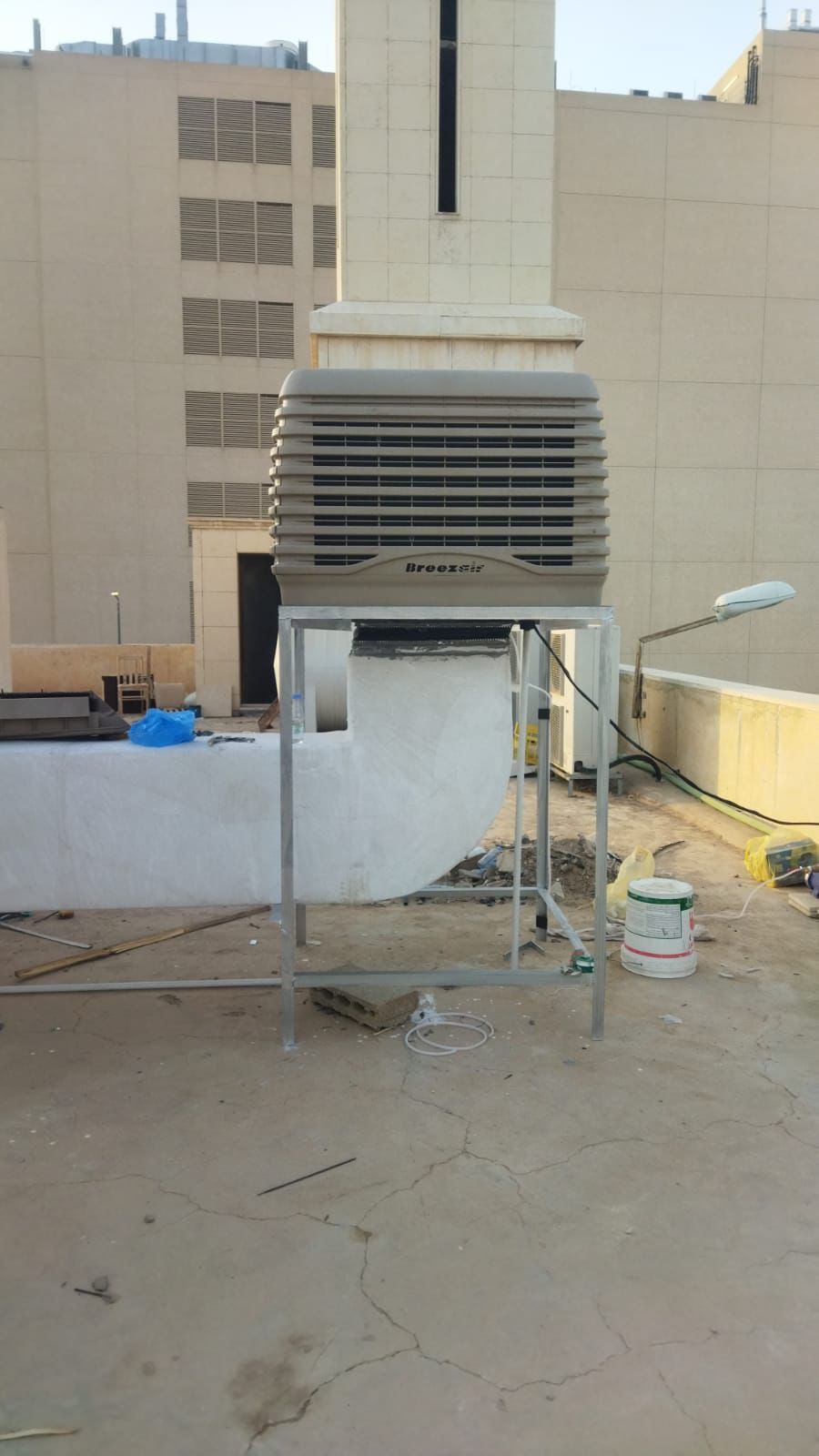 ما الفرق بين الدكت الدائري والمستطيل في التكييف؟